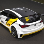 Astra TCR rear