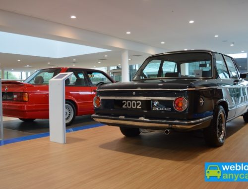 CLASSIC BMWS ON DISPLAY AT COTSWOLD CHELTENHAM BMW DEALERSHIP. Car news