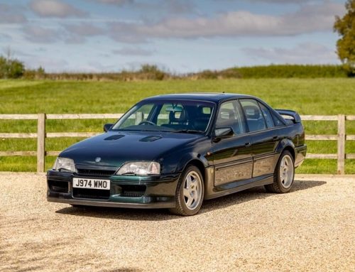 VAUXHALL LOTUS CARLTON AT UK CAR AUCTION. Used car auction watch.